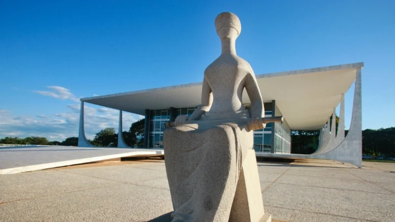 STF avança na equiparação das licenças-maternidade e adotante