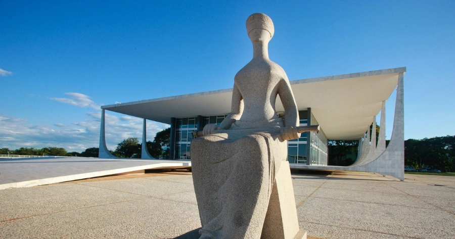 STF avança na equiparação das licenças-maternidade e adotante