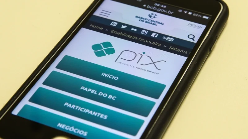BC autoriza Pix Automático em contas-salário e anuncia novas regras para o sistema