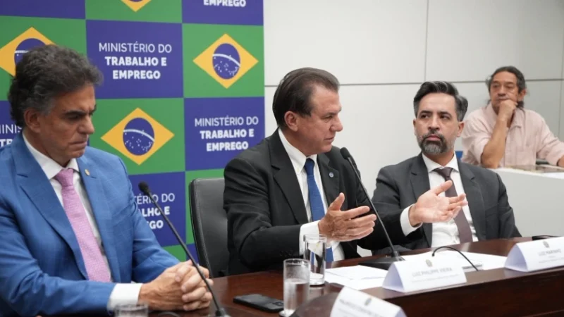 Ministério do Trabalho orienta sindicatos a combater retaliações a trabalhadores por opção política